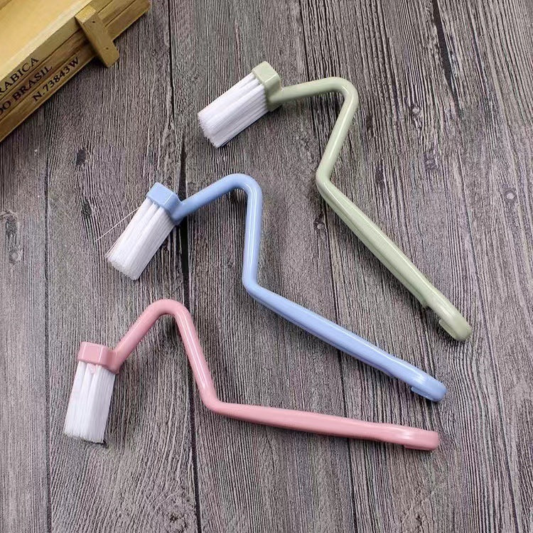 Curved Toilet Cleaning Brush